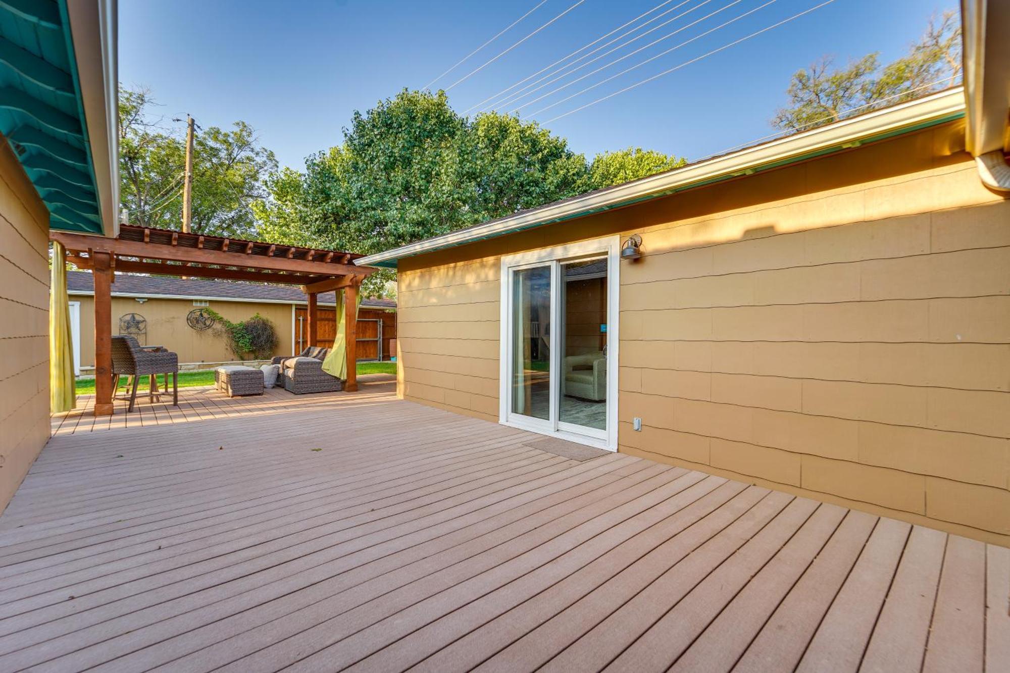 Lovely Lubbock Home With Furnished Deck And Grill Exterior photo